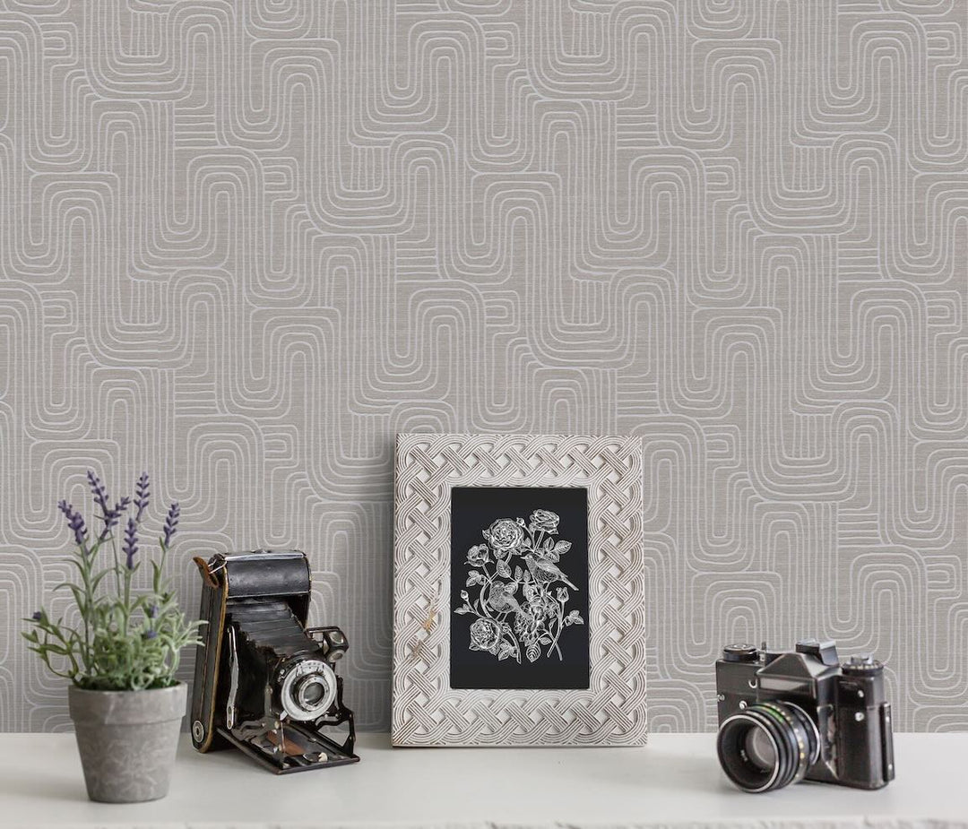 Erismann Rondo Curved Lines Brown Wallpaper