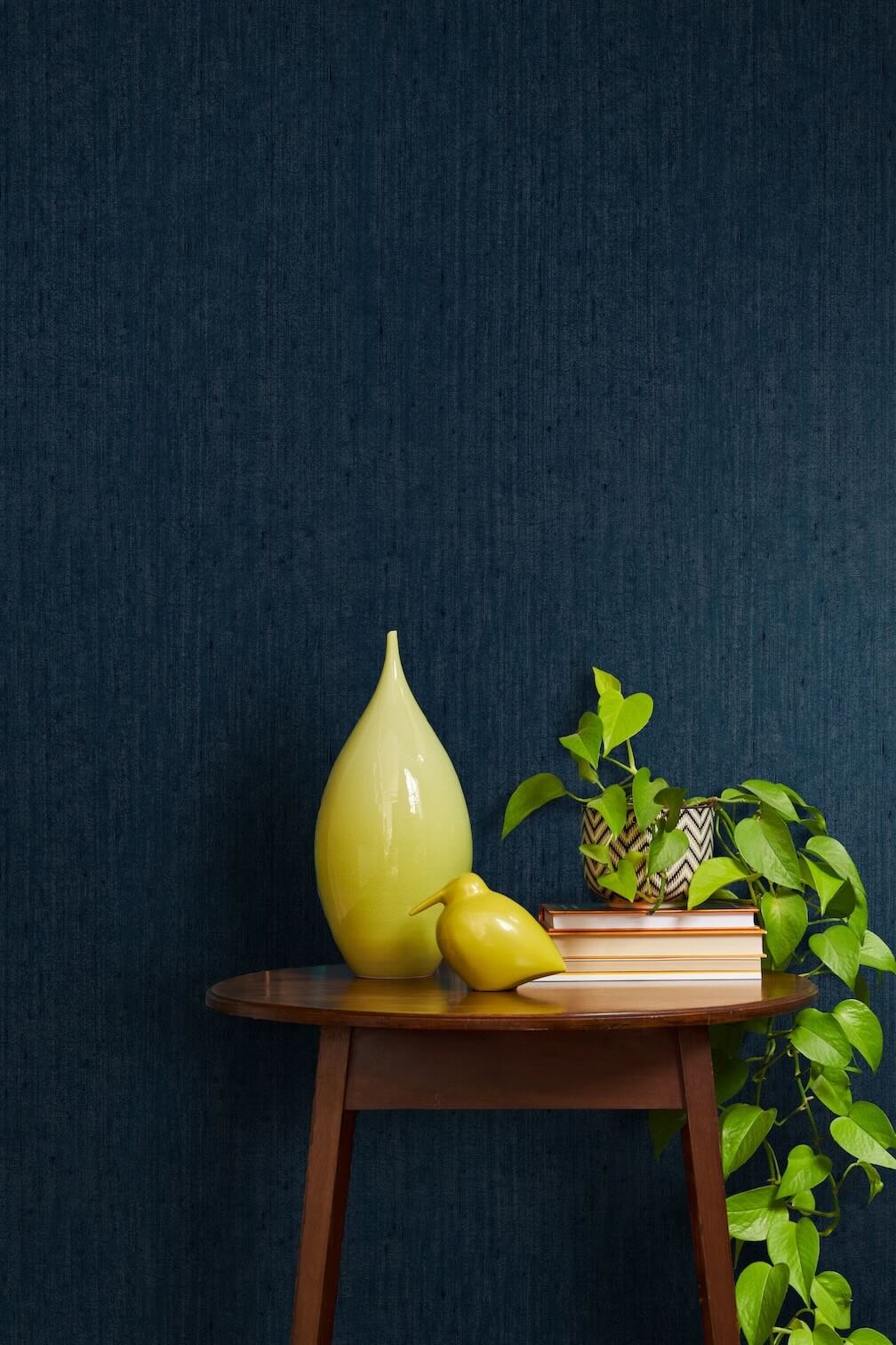 Clarissa Hulse Tisbury French Navy Wallpaper