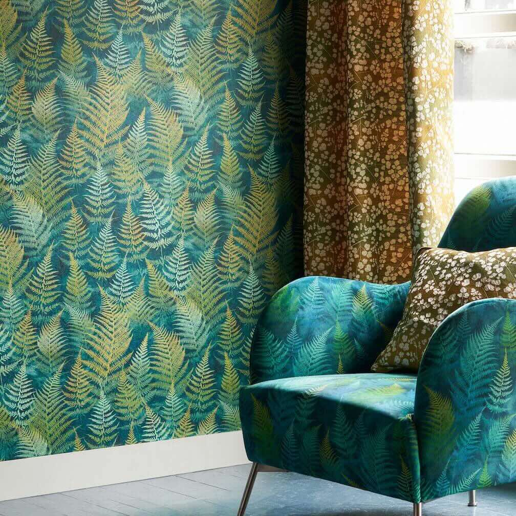 Clarissa Hulse Woodland Fern Emerald Wallpaper
