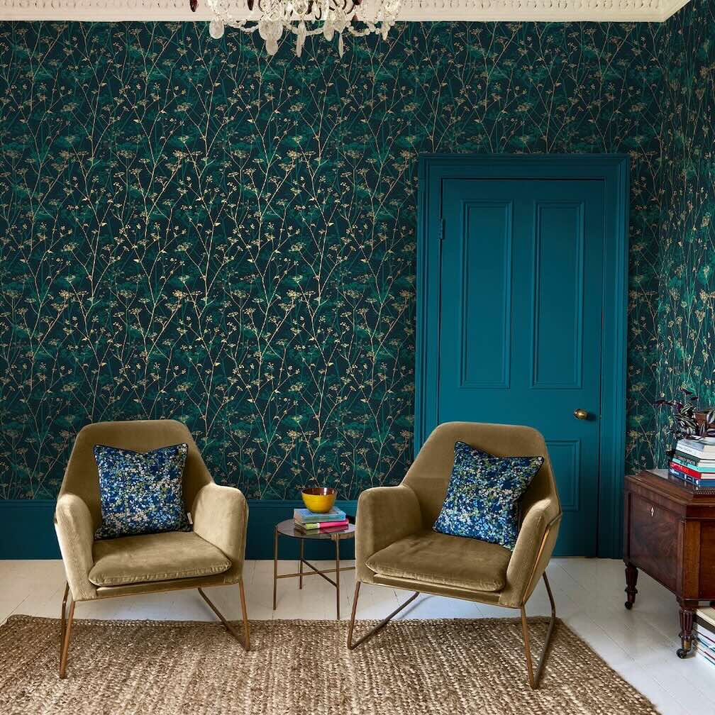 Clarissa Hulse Wild Chervil Kingfisher & Gold Wallpaper