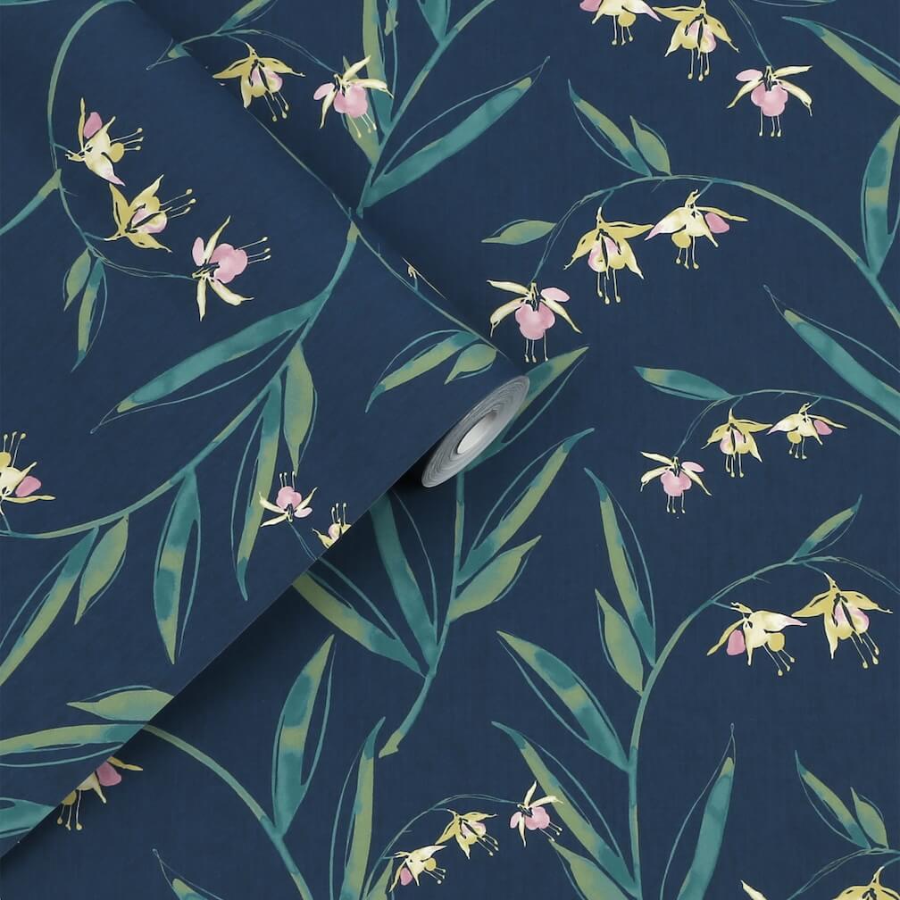 Laura Ashley Fulwell Fushsia Midnight Seaspray Wallpaper