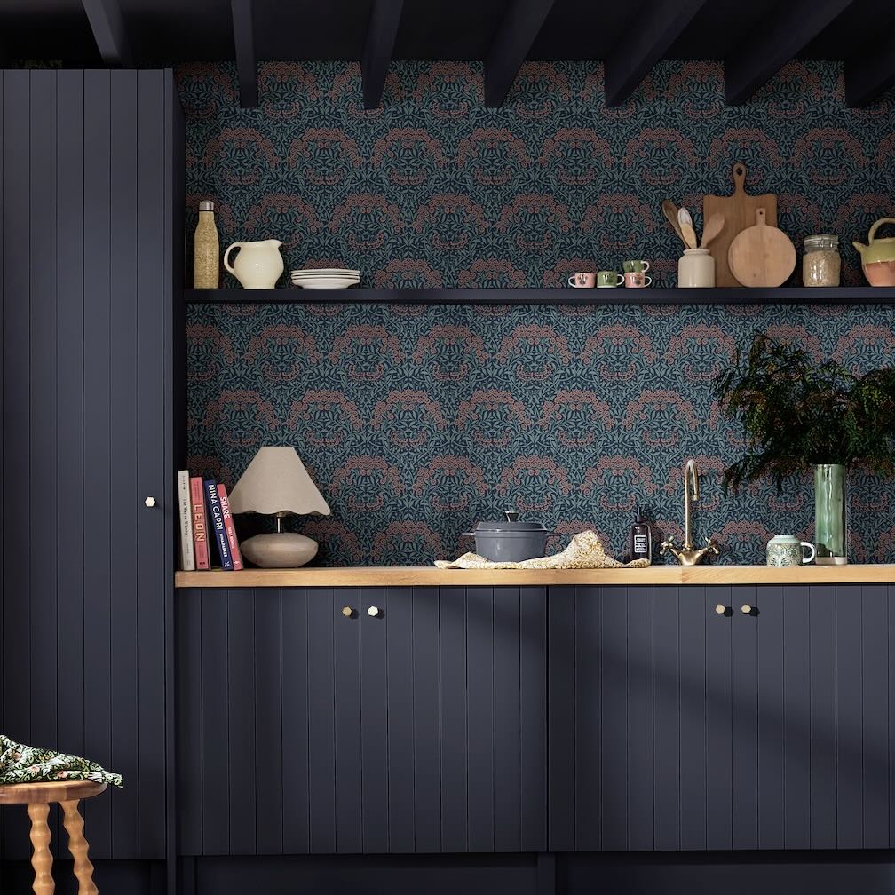William Morris Michaelmas Daisy Midnight Wallpaper
