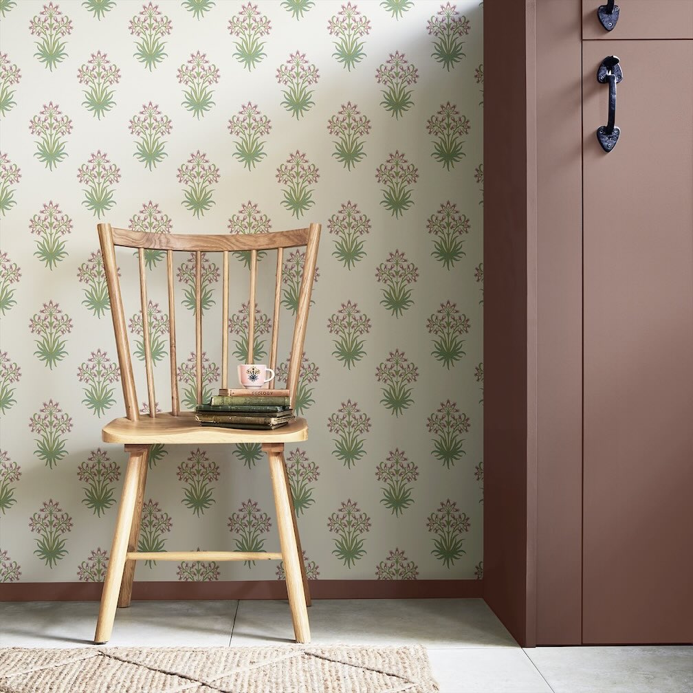 William Morris Hyacinth Flower Pink Cedar Wallpaper