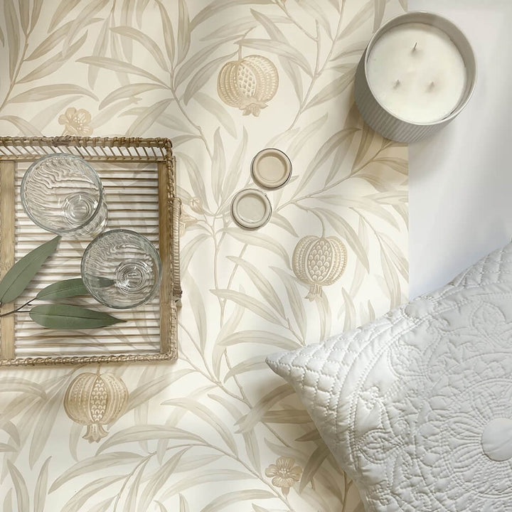 Belgravia Pomegranate Cream & White Wallpaper