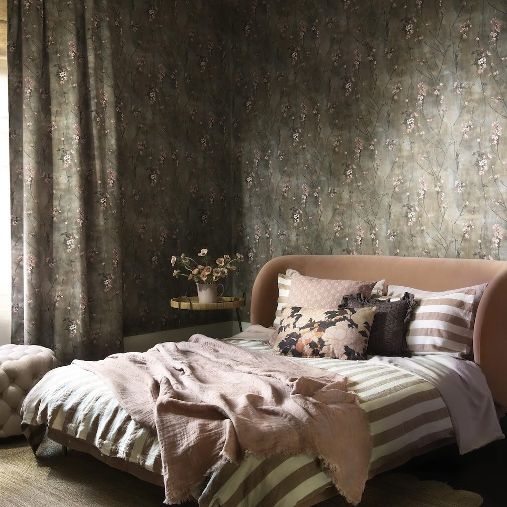 Woodchip & Magnolia Blossom Brown & Blush Wallpaper