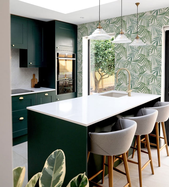 Arthouse Palm Leaves Green Wallpaper - 923909