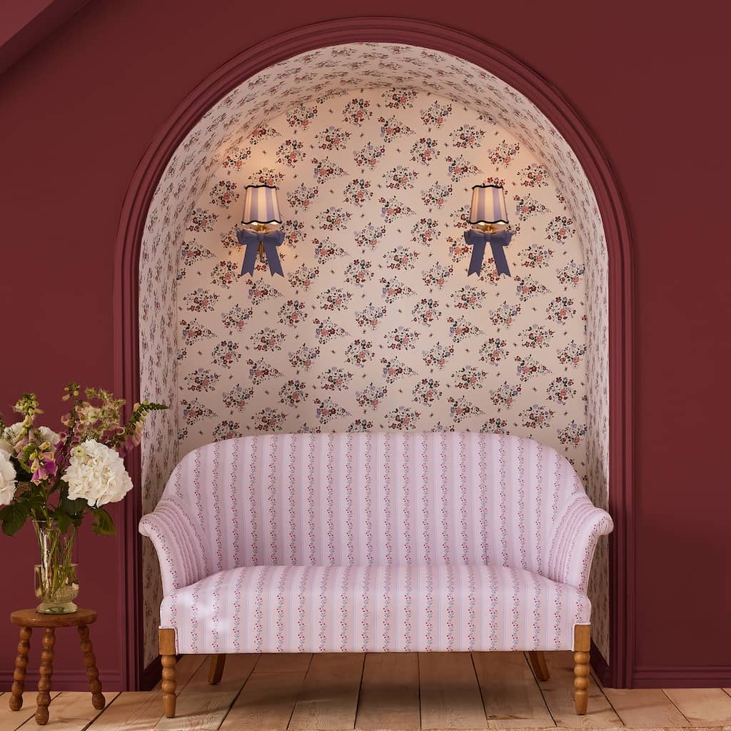 - Cath Kidston Clifton Floral Cream Wallpaper - 125509 - Decor Warehouse