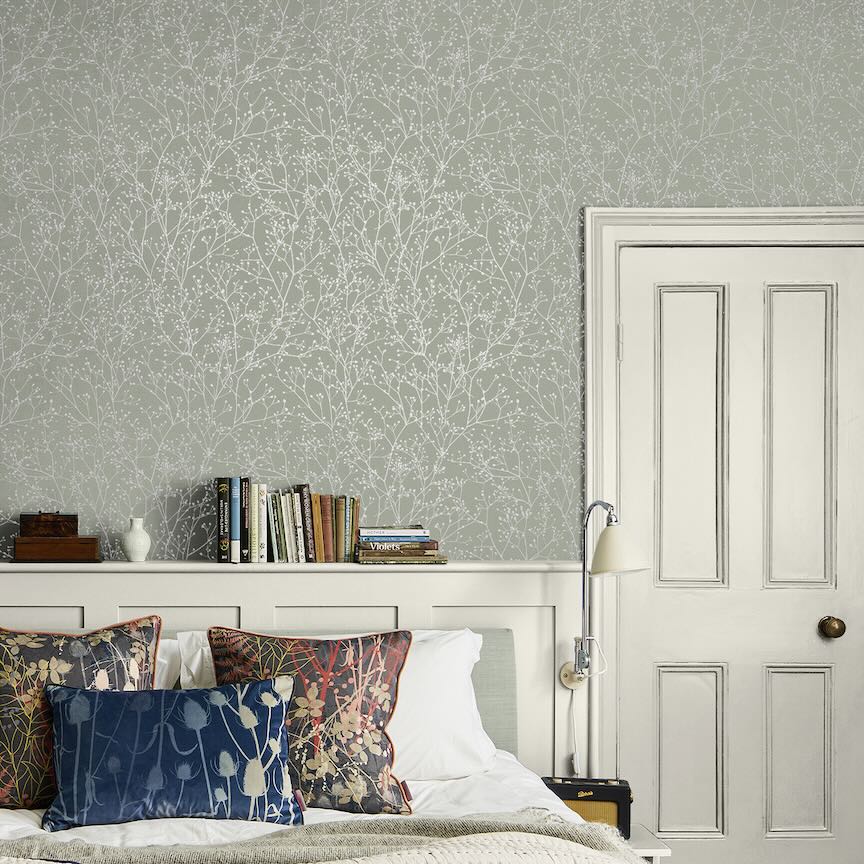 - Clarissa Hulse Gypsophila Spring Green & Silver Wallpaper - 120388 - Decor Warehouse