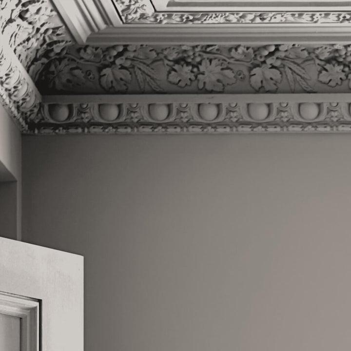 - Laura Ashley Matt Emulsion Paint - Pale French Grey - 2.5L - 113670 - Decor Warehouse