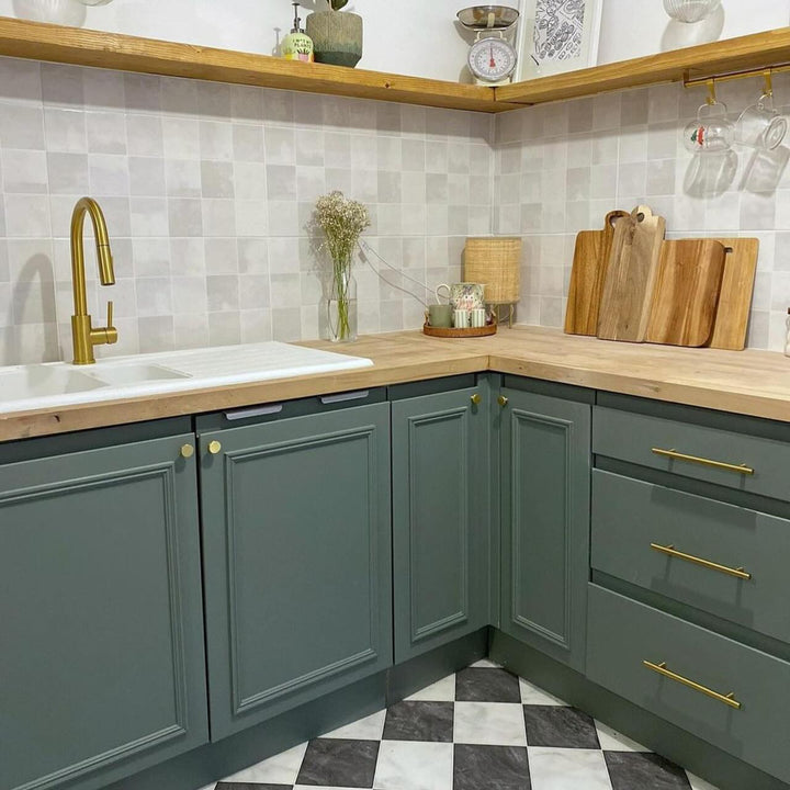 - Rust - Oleum Kitchen Cupboard Paint Serenity 750ml - CHA308 - Decor Warehouse