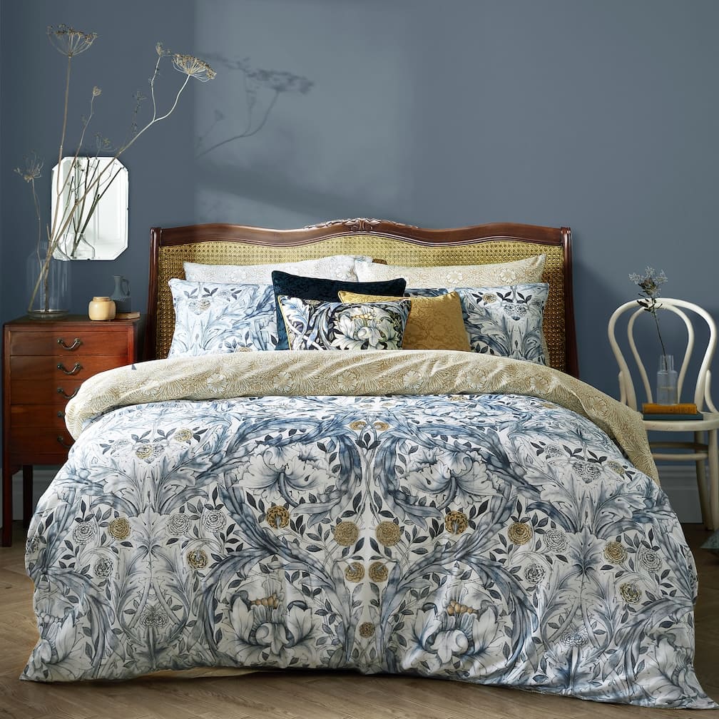 - William Morris At Home Gallery Emulsion Mineral Blue 2.5L - 124302 - Decor Warehouse