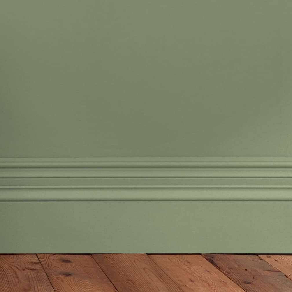 - William Morris At Home Gallery Emulsion Sauntered Leaf 2.5L - 124315 - Decor Warehouse