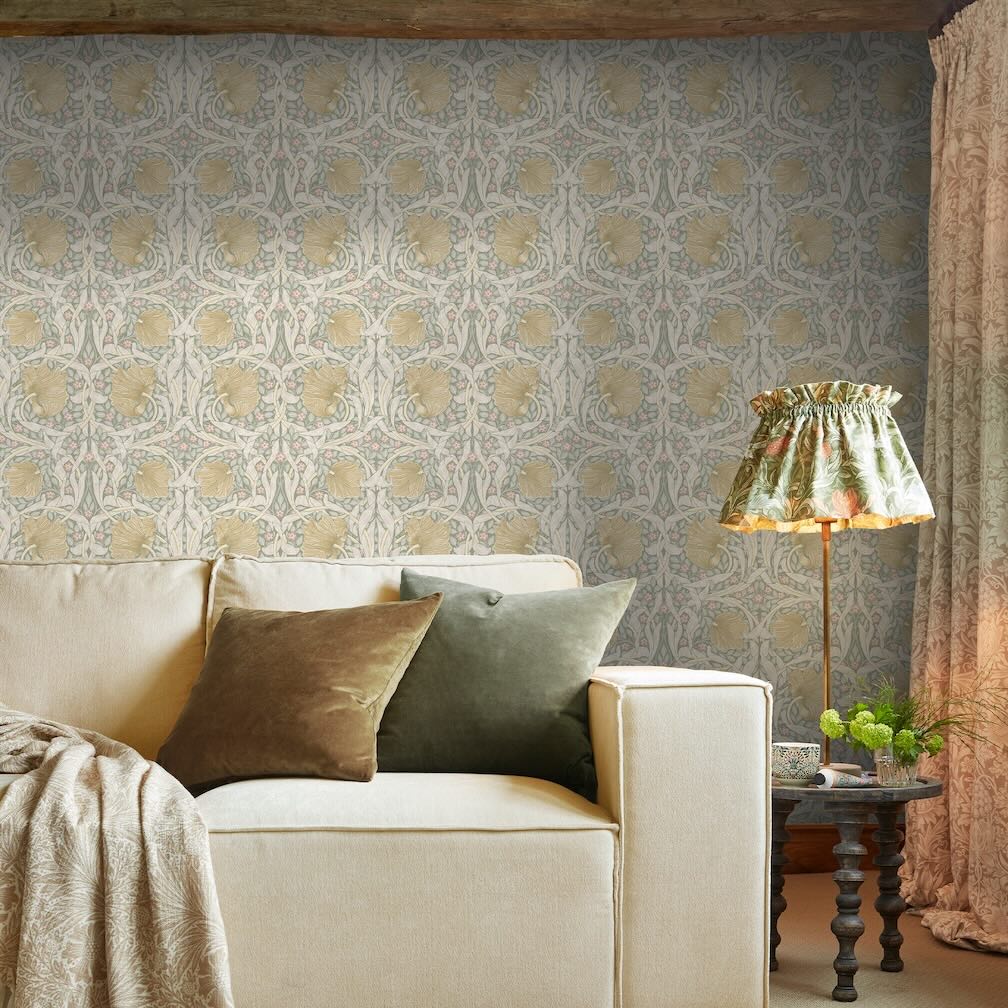 William Morris Pimpernel Spring Breeze Wallpaper - 140506