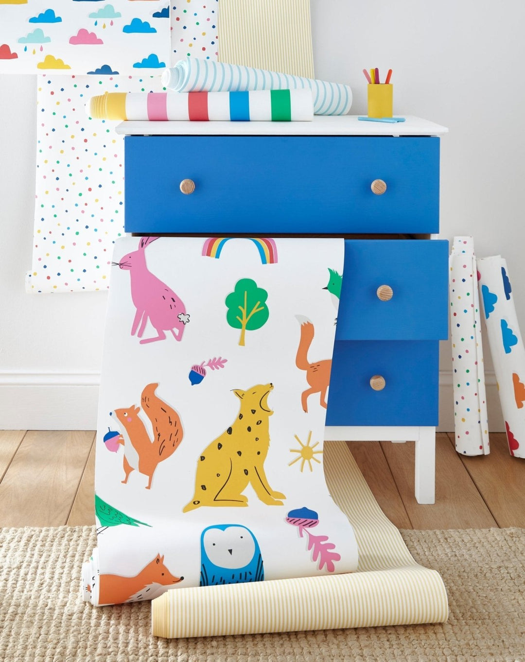 - Joules Country Critters Heroes Wallpaper - 118587 - Decor Warehouse