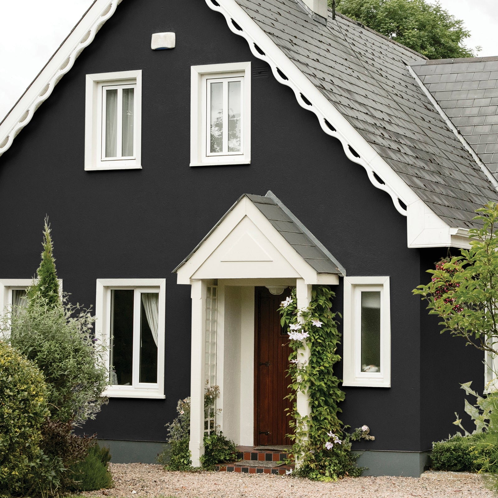 5032244-Sandtex-Sandtex Microseal Smooth Masonry Paint- Black 2.5L-Decor Warehouse